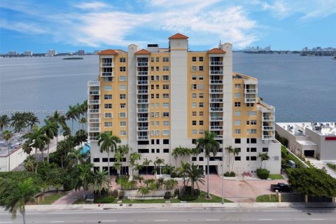 Condominio en venta en North Bay Village, Florida, 1 dormitorio, 70.14 m2 № 1865409 - foto 27