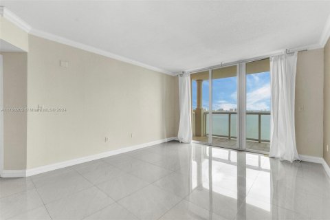 Condominio en venta en North Bay Village, Florida, 1 dormitorio, 70.14 m2 № 1865409 - foto 8