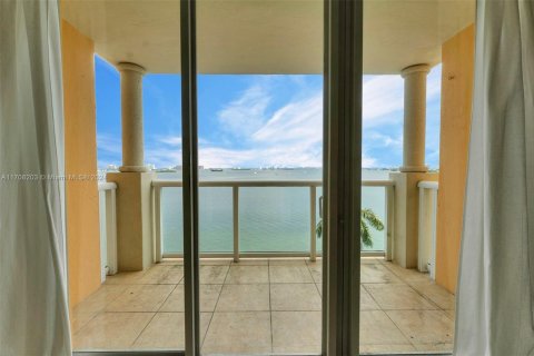 Condominio en venta en North Bay Village, Florida, 1 dormitorio, 70.14 m2 № 1865409 - foto 13
