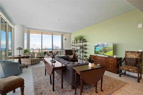 Condominio en alquiler en Saint Petersburg, Florida, 2 dormitorios, 189.24 m2 № 1514515 - foto 11