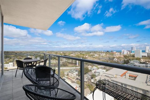 Condominio en alquiler en Saint Petersburg, Florida, 2 dormitorios, 189.24 m2 № 1514515 - foto 15