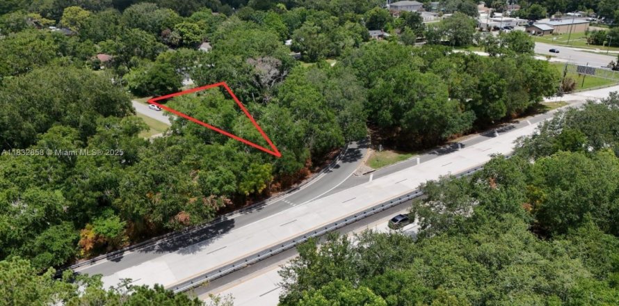 Land in Jacksonville, Florida № 1811975