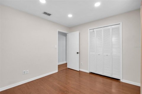House in Winter Springs, Florida 3 bedrooms, 135.92 sq.m. № 2393514 - photo 24