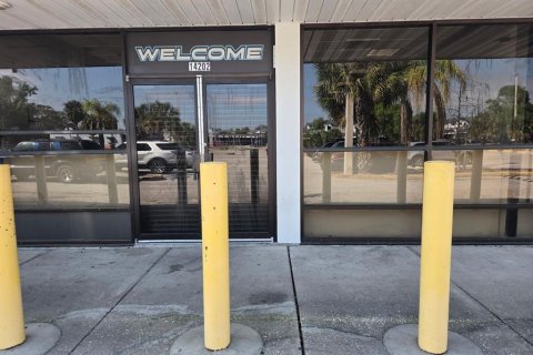 Immobilier commercial à Tampa, Floride 139.35 m2 № 2103432