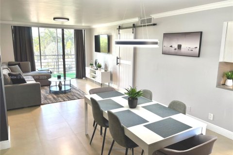 Condo in Aventura, Florida, 2 bedrooms  № 2082102