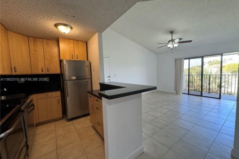 Condo à Hialeah, Floride, 2 chambres  № 2012010