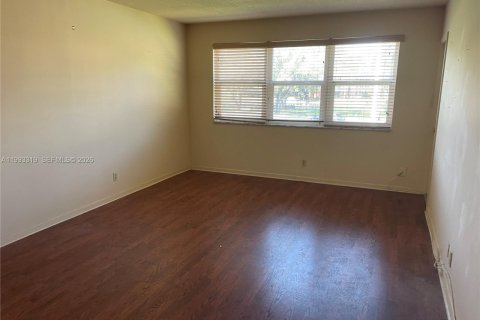 Купить кондоминиум в Холливуд, Флорида 1 спальня, 67.54м2, № 2062899 - фото 8