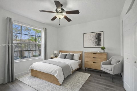 Townhouse in Miramar, Florida 3 bedrooms, 185.99 sq.m. № 2043067 - photo 18