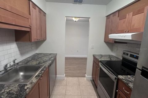 Copropriété à vendre à Altamonte Springs, Floride: 2 chambres, 98.94 m2 № 2092633 - photo 7