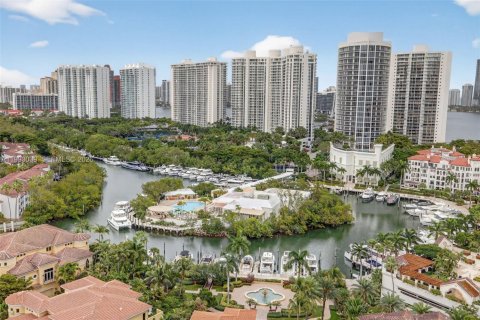Copropriété à louer à Aventura, Floride: 2 chambres, 114.27 m2 № 2153741 - photo 21