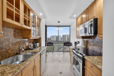 Copropriété à louer à Aventura, Floride: 2 chambres, 114.27 m2 № 2153741 - photo 24