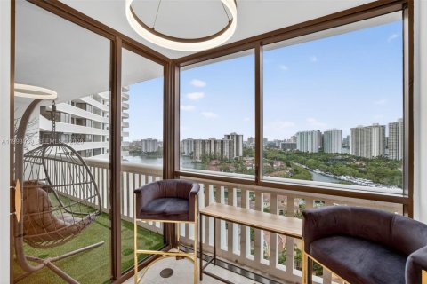 Copropriété à louer à Aventura, Floride: 2 chambres, 114.27 m2 № 2153741 - photo 26