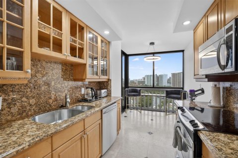 Copropriété à louer à Aventura, Floride: 2 chambres, 114.27 m2 № 2153741 - photo 23