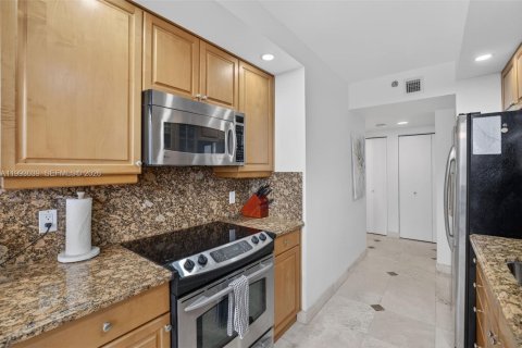 Copropriété à louer à Aventura, Floride: 2 chambres, 114.27 m2 № 2153741 - photo 28