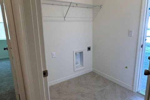 Villa ou maison à louer à Clermont, Floride: 4 chambres, 221.76 m2 № 2329846 - photo 6