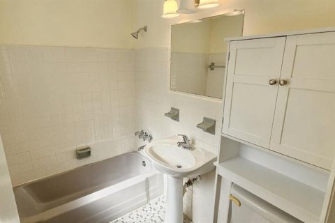 Casa en alquiler en Deltona, Florida, 2 dormitorios, 103.31 m2 № 1884037 - foto 8