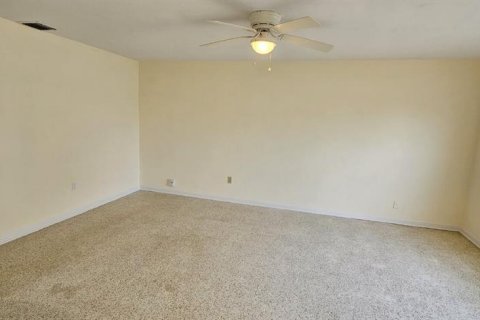 Casa en alquiler en Deltona, Florida, 2 dormitorios, 103.31 m2 № 1884037 - foto 18