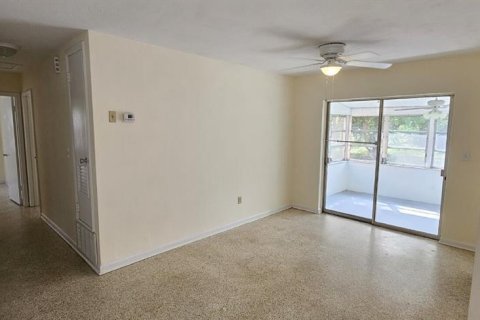 Casa en alquiler en Deltona, Florida, 2 dormitorios, 103.31 m2 № 1884037 - foto 17