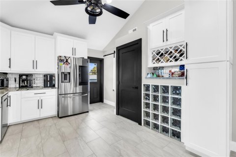 Villa ou maison à vendre à Delray Beach, Floride: 5 chambres, 182.09 m2 № 2189585 - photo 8