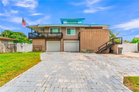 Villa ou maison à vendre à Delray Beach, Floride: 5 chambres, 182.09 m2 № 2189585 - photo 3