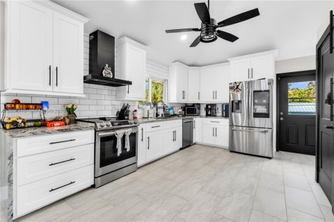 Villa ou maison à vendre à Delray Beach, Floride: 5 chambres, 182.09 m2 № 2189585 - photo 7