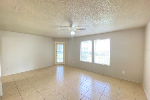 Condo in Orlando, Florida, 1 bedroom  № 1914970 - photo 5