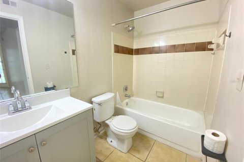 Condo in Orlando, Florida, 1 bedroom  № 1914970 - photo 19
