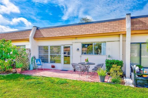 Casa en venta en Clearwater, Florida, 2 dormitorios, 82.31 m2 № 1378463 - foto 22