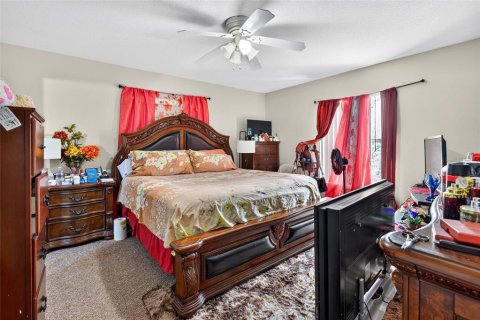 Commercial property in Edgewater, Florida 4 bedrooms, 188.96 sq.m. № 2430628 - photo 12
