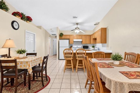 Commercial property in Edgewater, Florida 4 bedrooms, 188.96 sq.m. № 2430628 - photo 14