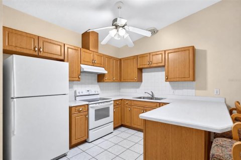 Commercial property in Edgewater, Florida 4 bedrooms, 188.96 sq.m. № 2430628 - photo 17