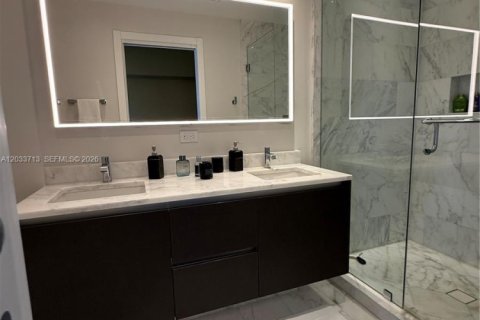 Купить кондоминиум в Майами, Флорида 2 спальни, 119.57м2, № 2085600 - фото 11