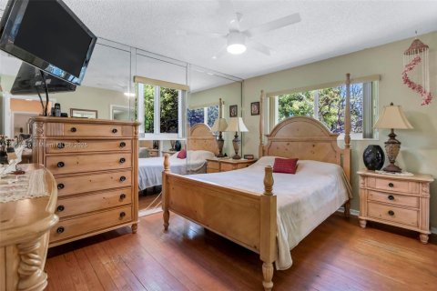 Casa en venta en Cutler Bay, Florida, 3 dormitorios, 120.49 m2 № 1979081 - foto 29