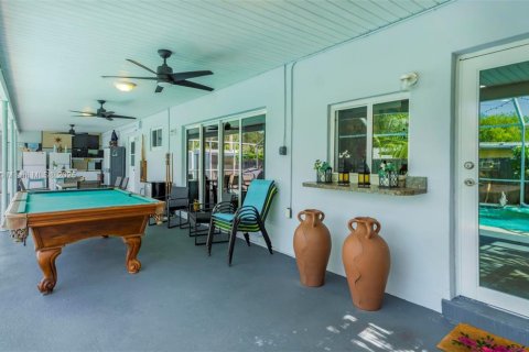 Casa en venta en Cutler Bay, Florida, 3 dormitorios, 120.49 m2 № 1979081 - foto 15