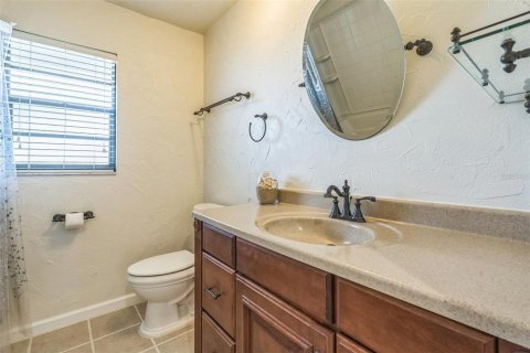 House in Bradenton, Florida 2 bedrooms, 142.7 sq.m. № 1749339 - photo 14