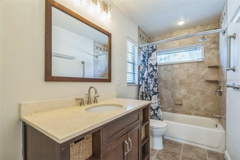 House in Bradenton, Florida 2 bedrooms, 142.7 sq.m. № 1749339 - photo 17