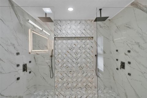Villa ou maison à vendre à Tampa, Floride: 6 chambres, 423.45 m2 № 1524841 - photo 22