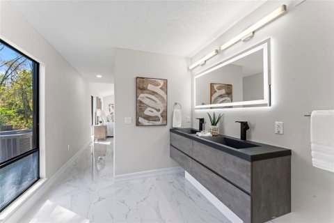 Villa ou maison à vendre à Tampa, Floride: 6 chambres, 423.45 m2 № 1524841 - photo 21
