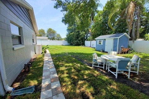 House in Winter Park, Florida 2 bedrooms, 92.9 sq.m. № 2202494 - photo 18