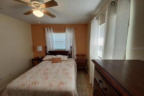 House in Winter Park, Florida 2 bedrooms, 92.9 sq.m. № 2202494 - photo 13