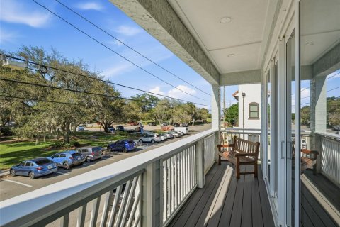 House in New Smyrna Beach, Florida 3 bedrooms, 324.97 sq.m. № 2233751 - photo 22