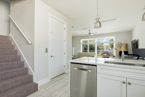 House in New Smyrna Beach, Florida 3 bedrooms, 324.97 sq.m. № 2233751 - photo 28