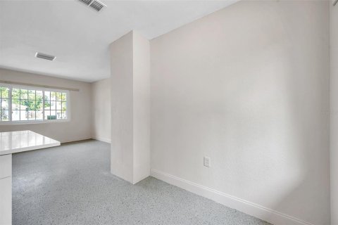 House in Clearwater, Florida 2 bedrooms, 123.37 sq.m. № 1653860 - photo 24