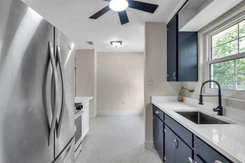 House in Clearwater, Florida 2 bedrooms, 123.37 sq.m. № 1653860 - photo 19