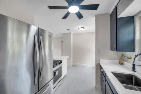 House in Clearwater, Florida 2 bedrooms, 123.37 sq.m. № 1653860 - photo 20