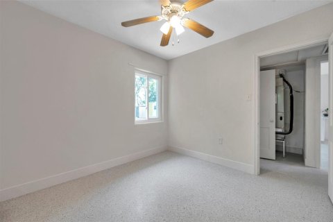 House in Clearwater, Florida 2 bedrooms, 123.37 sq.m. № 1653860 - photo 28