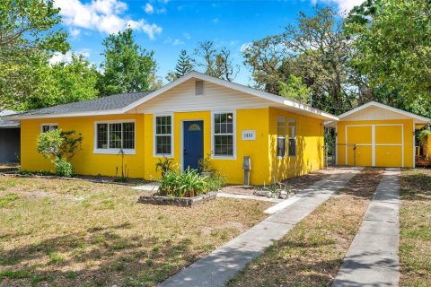 House in Clearwater, Florida 2 bedrooms, 123.37 sq.m. № 1653860 - photo 1
