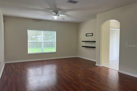 Villa ou maison à louer à Fish Hawk, Floride: 3 chambres, 150.59 m2 № 2391731 - photo 4