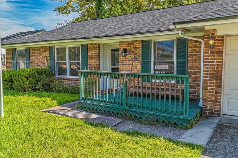 Villa ou maison à vendre à Orange Park, Floride: 3 chambres, 145.58 m2 № 2406282 - photo 30