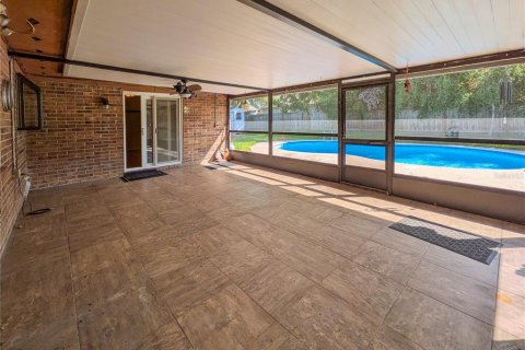 Villa ou maison à vendre à Orange Park, Floride: 3 chambres, 145.58 m2 № 2406282 - photo 4
